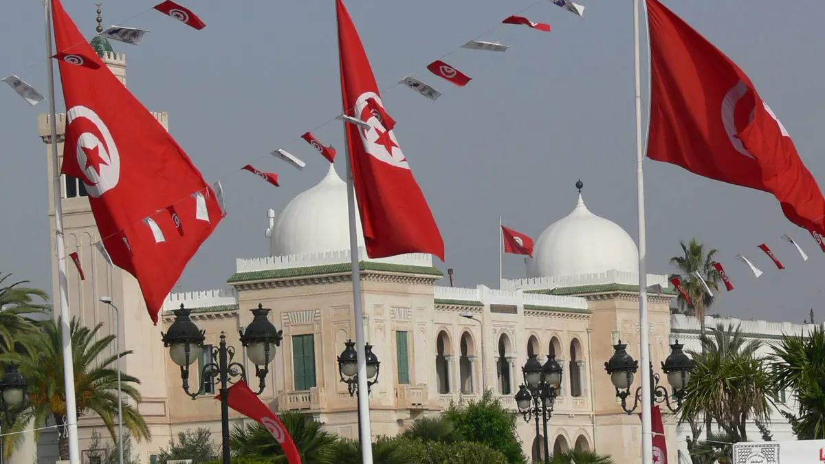 ملفات "حاسمة" تنتظر التونسيين بعد عيد الفطر