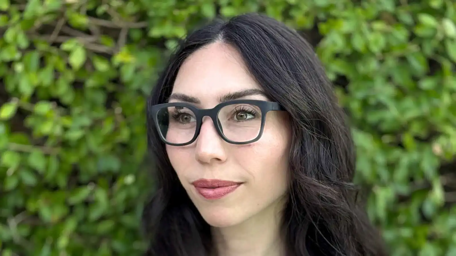 الأنحف في العالم.. تعرف على ميزات النظارات الذكية "هالو"