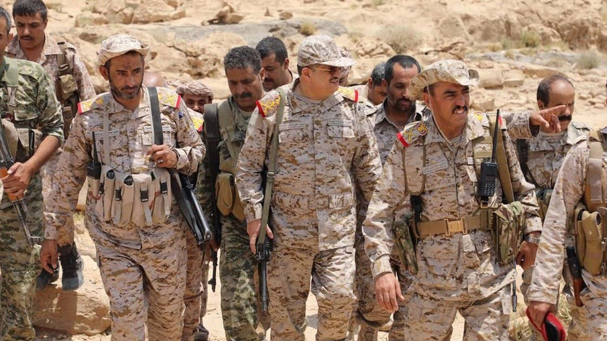 تحرك جبهة نهم يثير التساؤلات.. لماذا لا تنطلق مواجهة شاملة مع الحوثيين؟