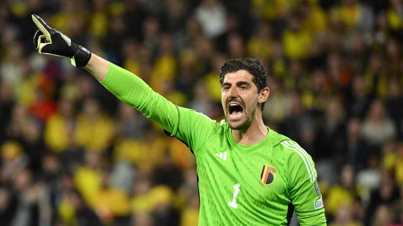 لن يكون قائدا.. مدرب بلجيكا يصدم تيبو كورتوا