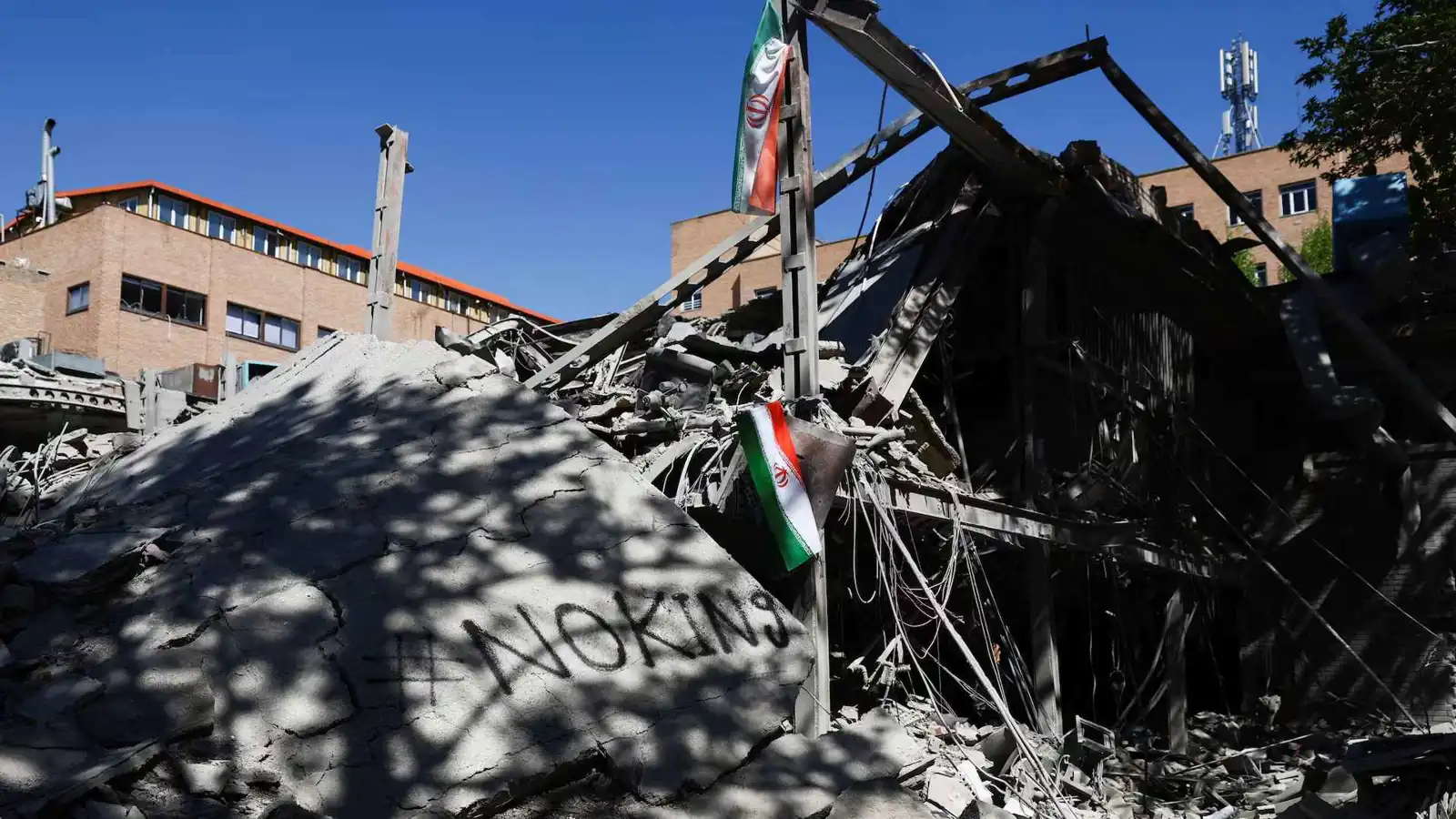 حليفان؟.. خلاف واشنطن وتل أبيب "هدية" لطهران في باكستان