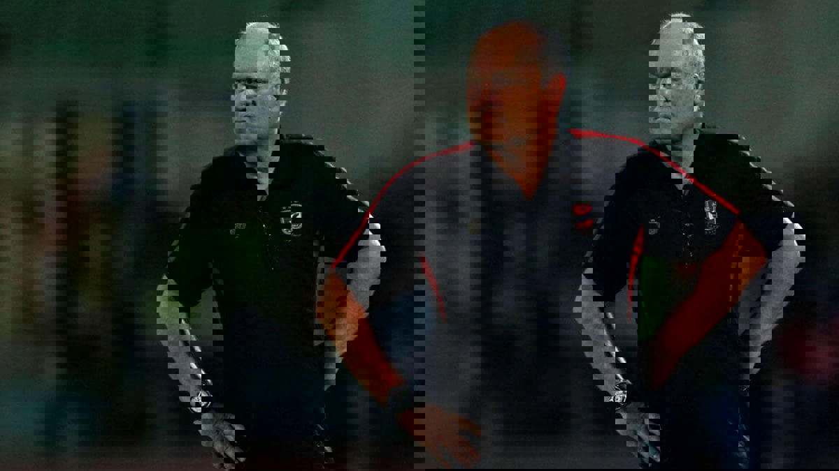 مارتن يول أم سييرا؟.. إدارة النادي الأهلي السعودي تبدأ البحث عن بديل بابلو غويدي