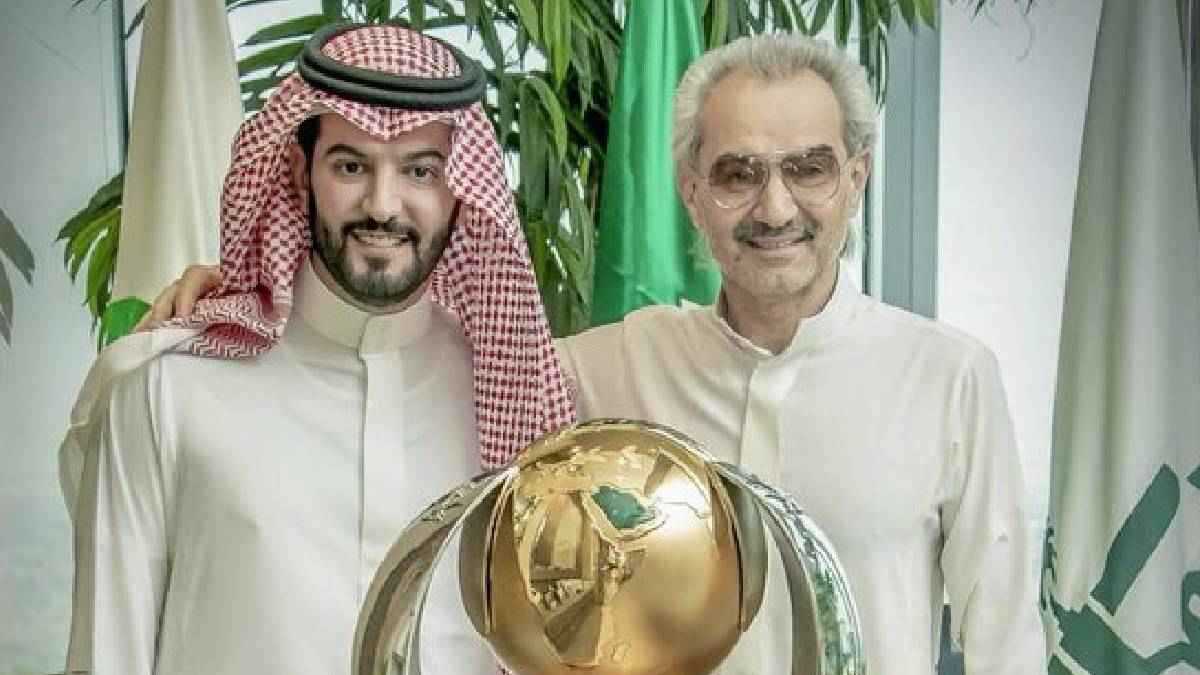 بعد استحواذ الوليد بن طلال.. هل سيعود فهد بن نافل إلى نادي الهلال؟