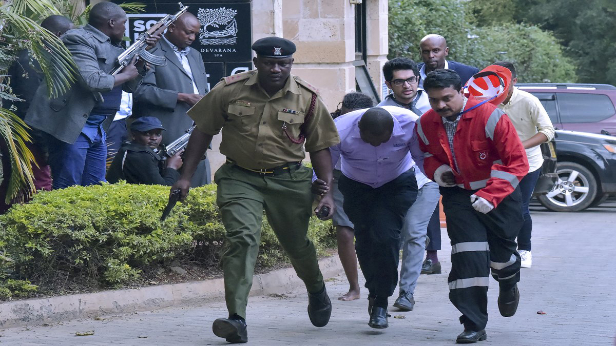 الرئيس الكيني يعلن القضاء على منفذي هجوم نيروبي‎