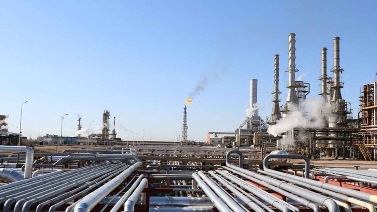 بعد تعرضه لهجوم بمسيرات.. العراق يكشف حالة مصفى بيجي