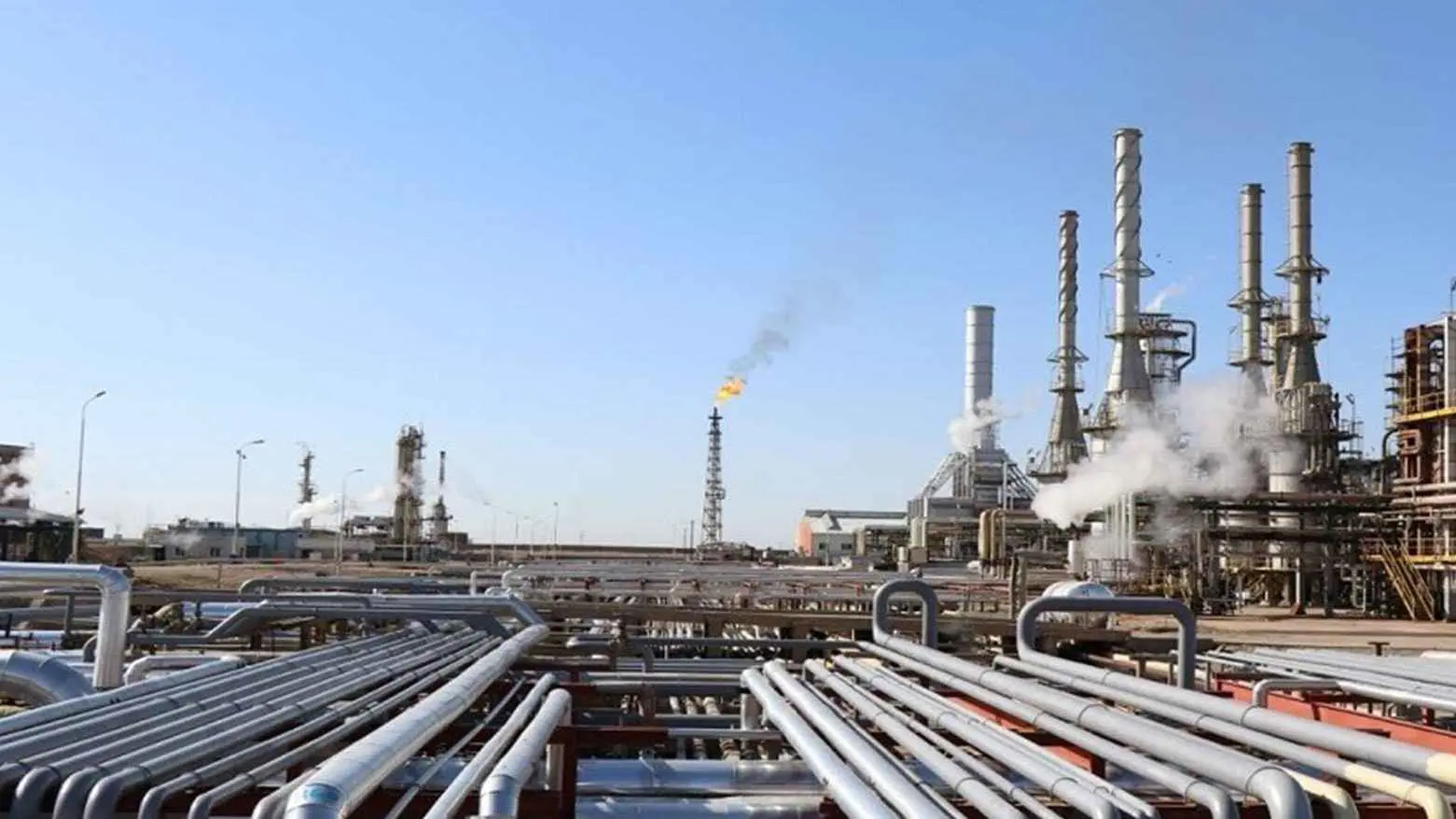 بعد تعرضه لهجوم بمسيرات.. العراق يكشف حالة مصفى بيجي