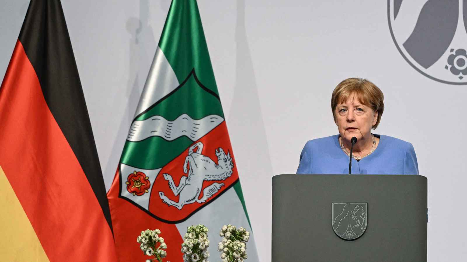 في مذكراتها.. ميركل تكشف مفاجأة "من العيار الثقيل" بشأن أوكرانيا