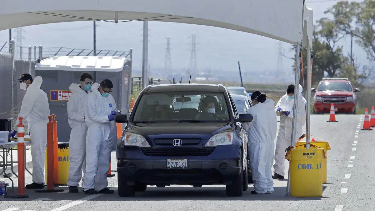 حاكم كاليفورنيا يأمر المطاعم ودور السينما بالإغلاق مجددا