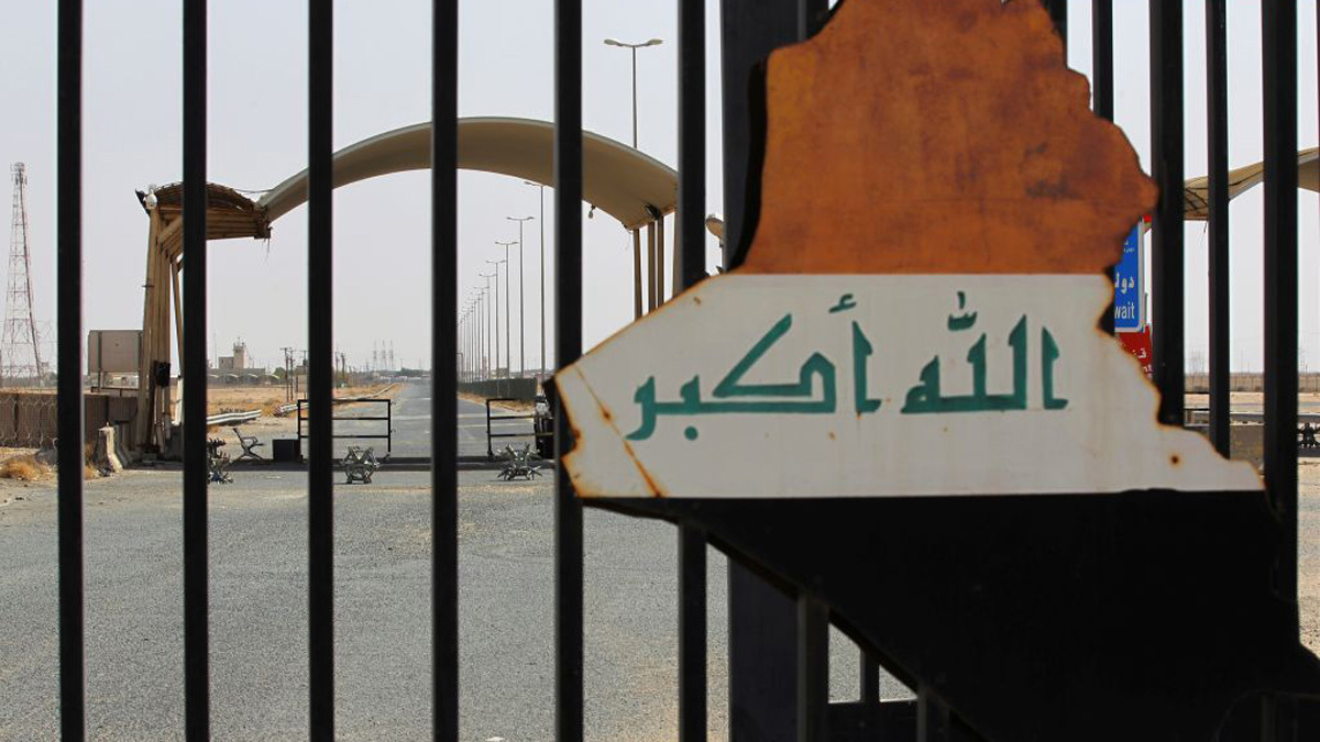 بعد الاعتداء عليه من قوة أمنية وتوقيفه.. القضاء العراقي يطلق سراح "الفتى العاري"