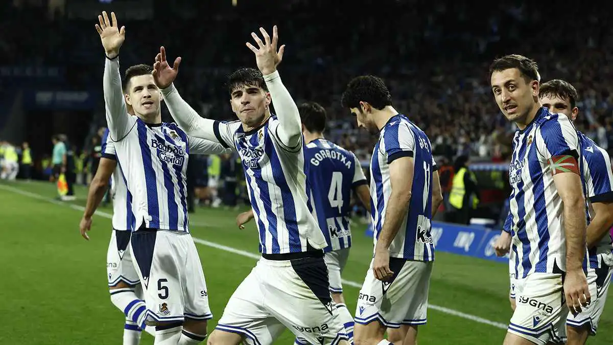 موعد نهائي كأس ملك إسبانيا بين أتلتيكو مدريد وريال سوسيداد