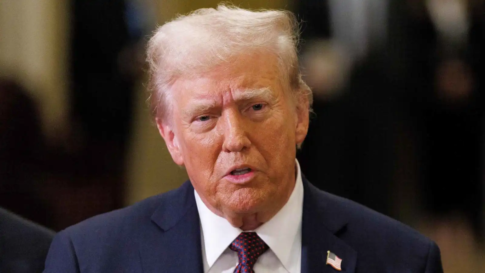 ترامب: ننتظر قرار المحكمة العليا بشأن الرسوم الجمركية