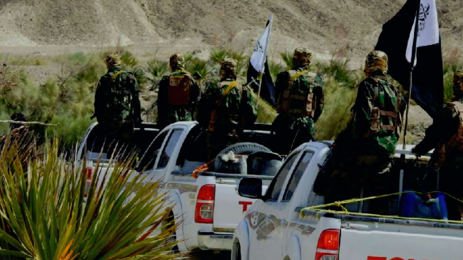 إيران.. 5 قتلى إثر اشتباكات بين الحرس الثوري ومعارضين