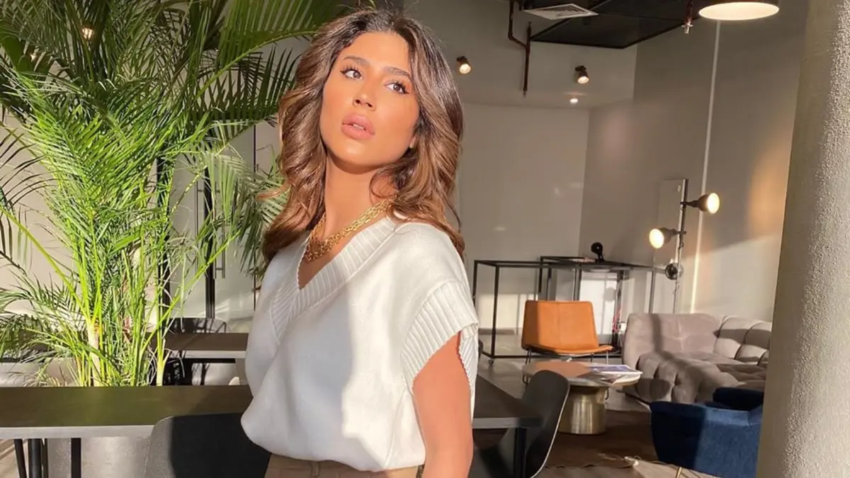 ليلى عبد الله تتصدر الترند بعد ظهورها بصور رومانسية مع جو جوناس 