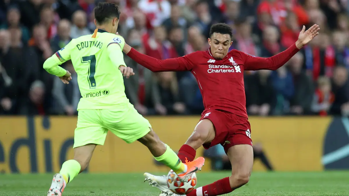 ألكسندر أرنولد قبل مباراة ليفربول وتوتنهام.. : الريدز مطالب بالتتويج بلقب