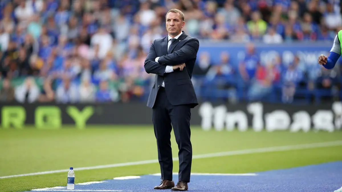 تقارير: ليستر سيتي مستعد لمضاعفة راتب بريندان رودجرز لمنعه من الرحيل إلى آرسنال