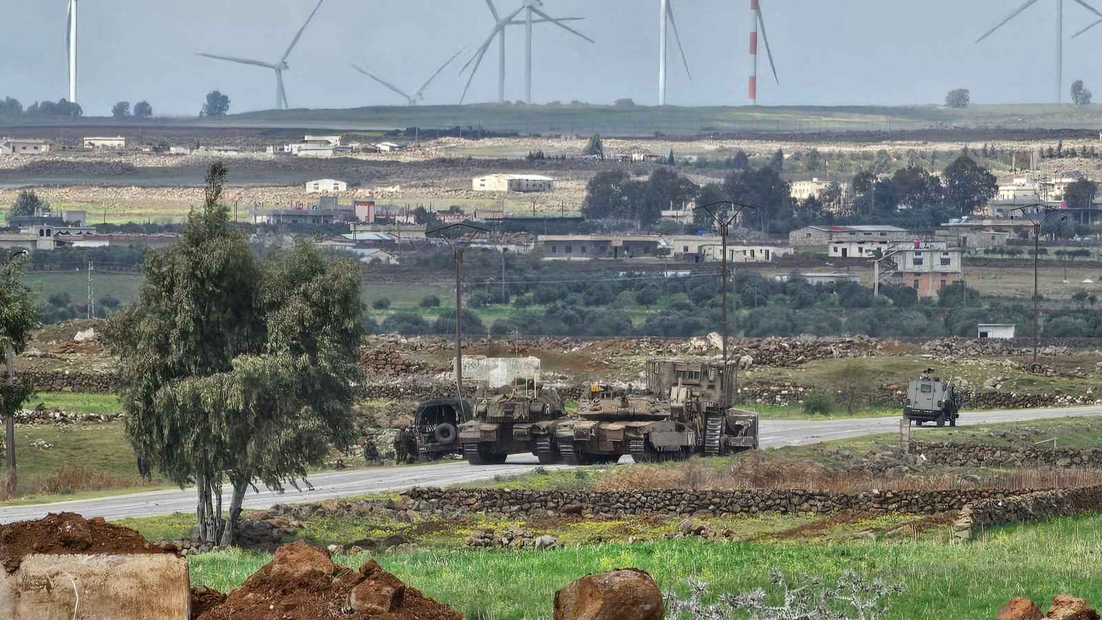 الجيش الإسرائيلي ينفذ حملة مداهمات في ريف القنيطرة