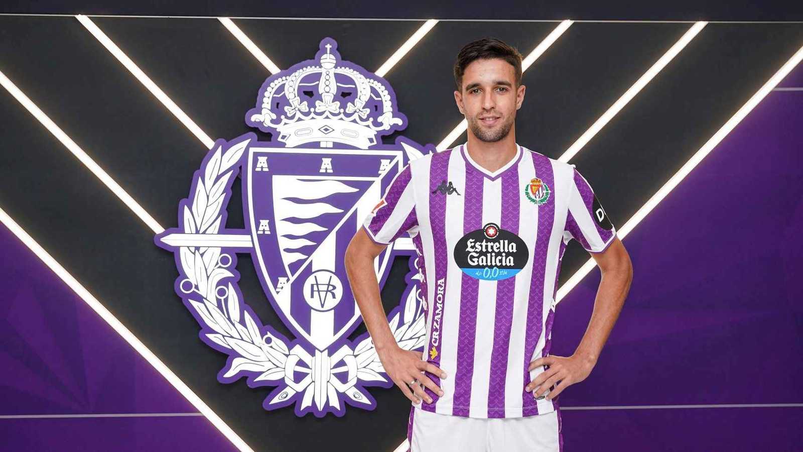 آيات من القرآن.. بلد الوليد يقدّم لاعبه المغربي محمد جواب بطريقة لافتة