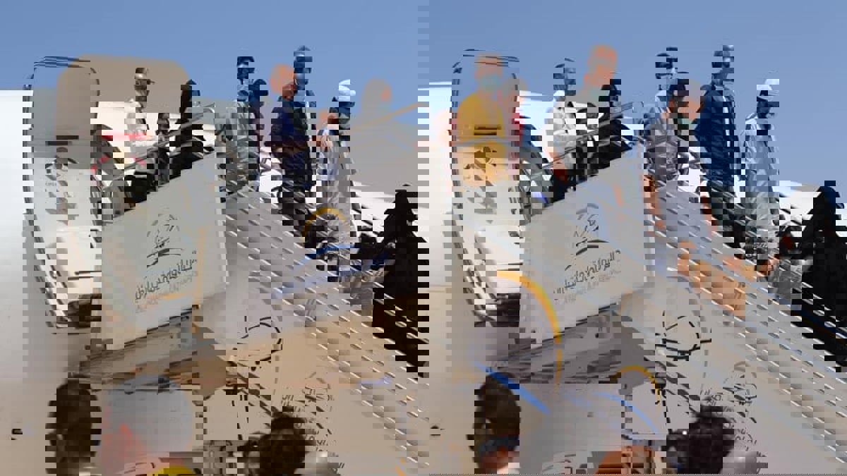 بعد توقف 6 أعوام.. استئناف الرحلات الجوية بين مطاري طبرق ومعيتيقة