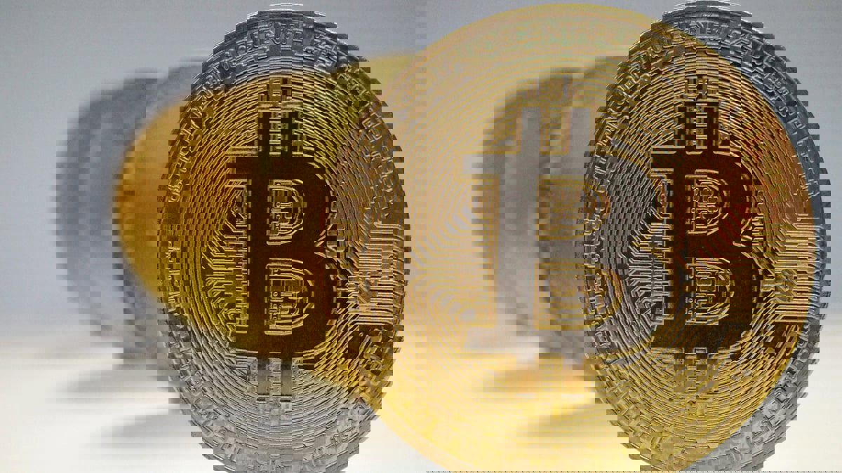 "غولدمان ساكس": "بتكوين" تنافس الذهب كمخزن للقيمة