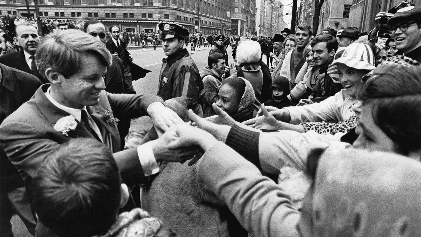 لأول مرة.. إدارة ترامب ترفع السرية عن وثائق اغتيال روبرت كينيدي