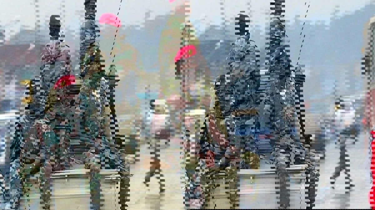 أبي أحمد يقيل وزير الخارجية ورئيس المخابرات وقائد الجيش في إثيوبيا