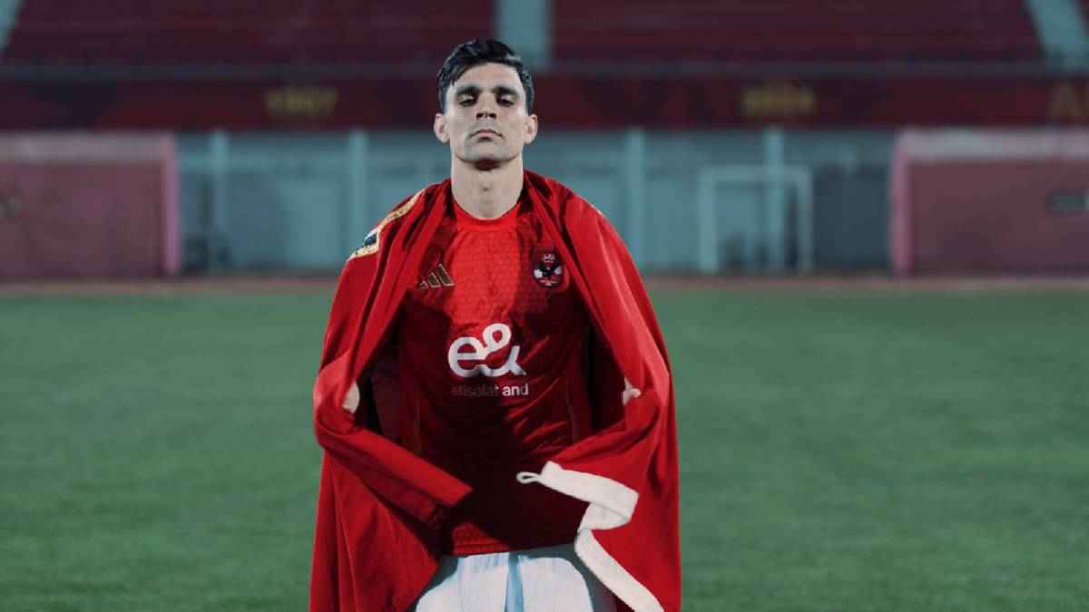 يجب أن تخاف من الأهلي.. أشرف بن شرقي يوجه رسالة نارية لميسي (فيديو)