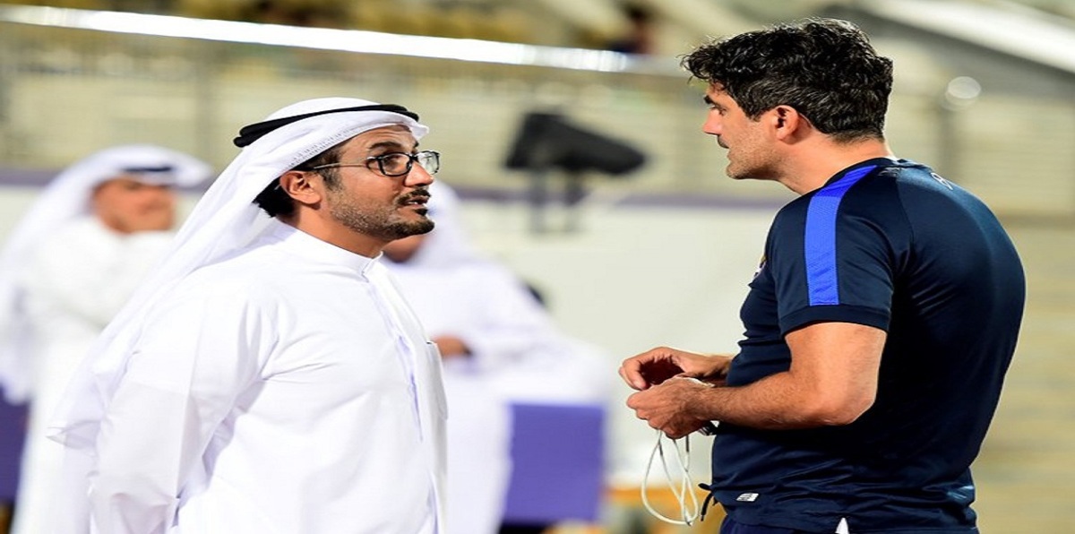 رئيس نادي العين الإماراتي يرد على تقارير رحيل المدرب زوران ماميتش