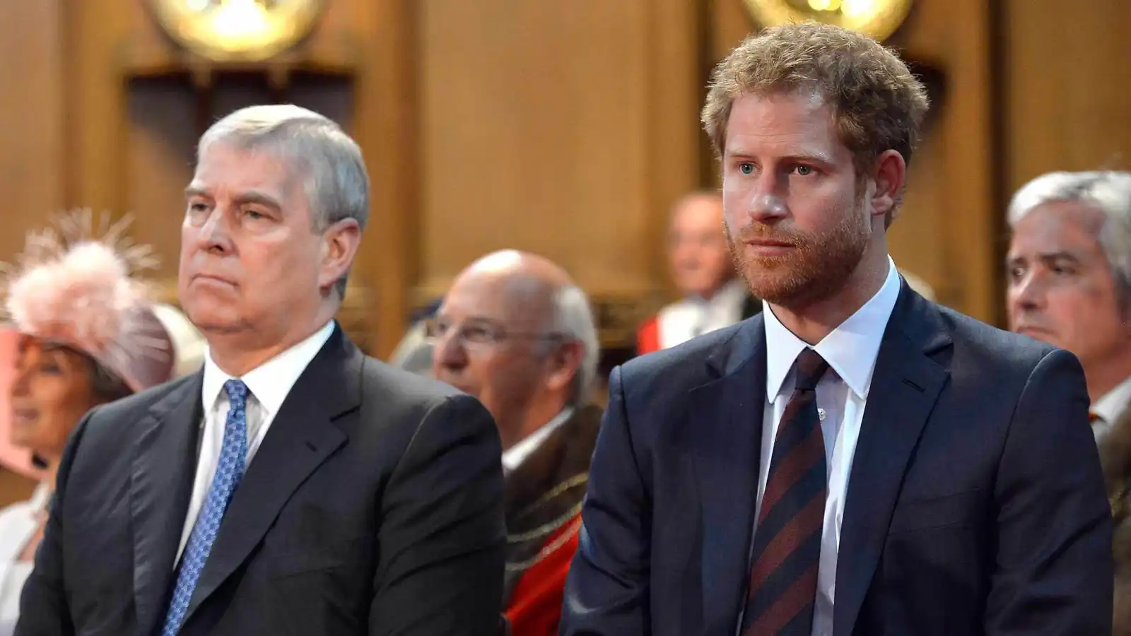 هاري ينتقد القصر الملكي بعد استمرار حراسة الأمير أندرو