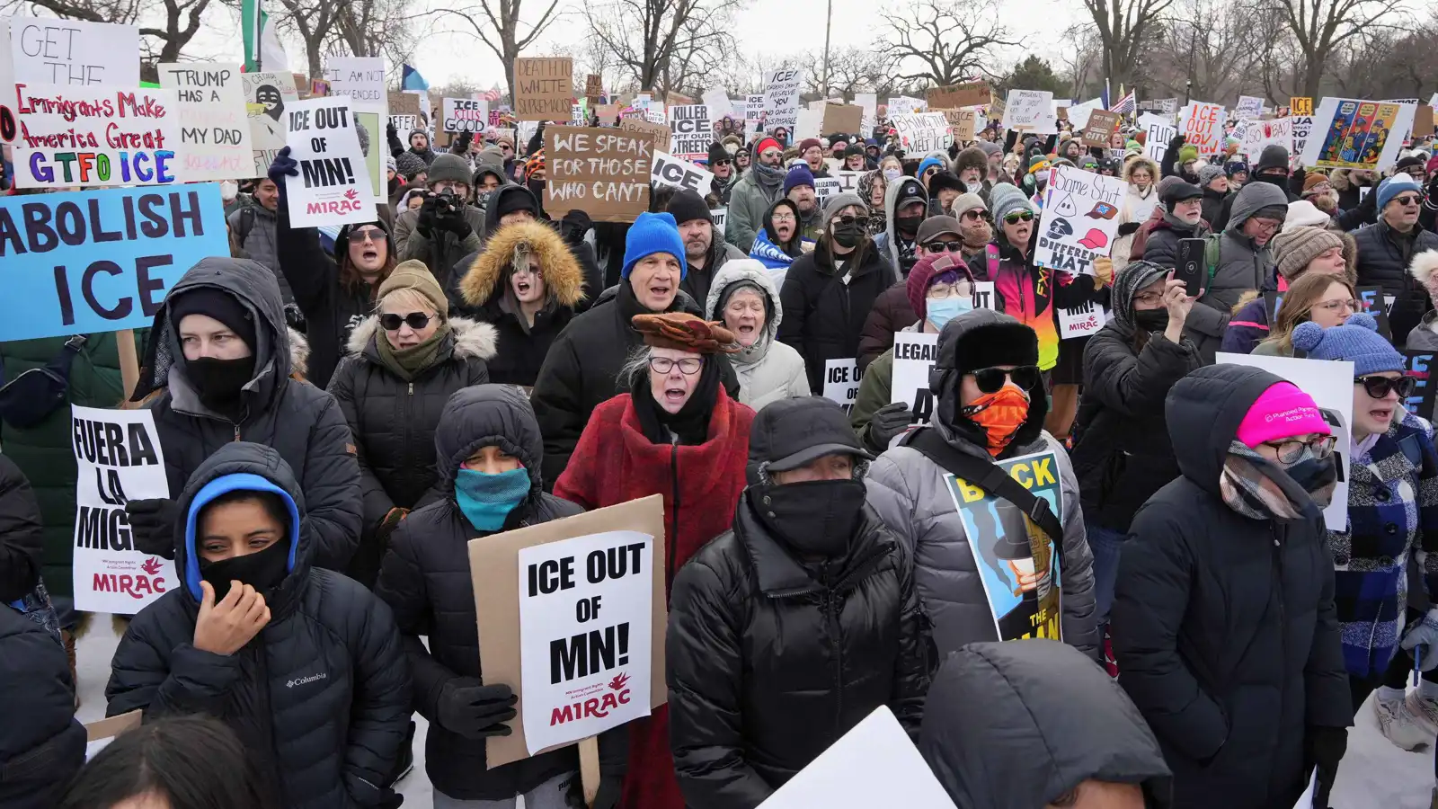 ترامب يلوح بقانون "التمرد" ومينيسوتا على أعتاب الفوضى (فيديو إرم)