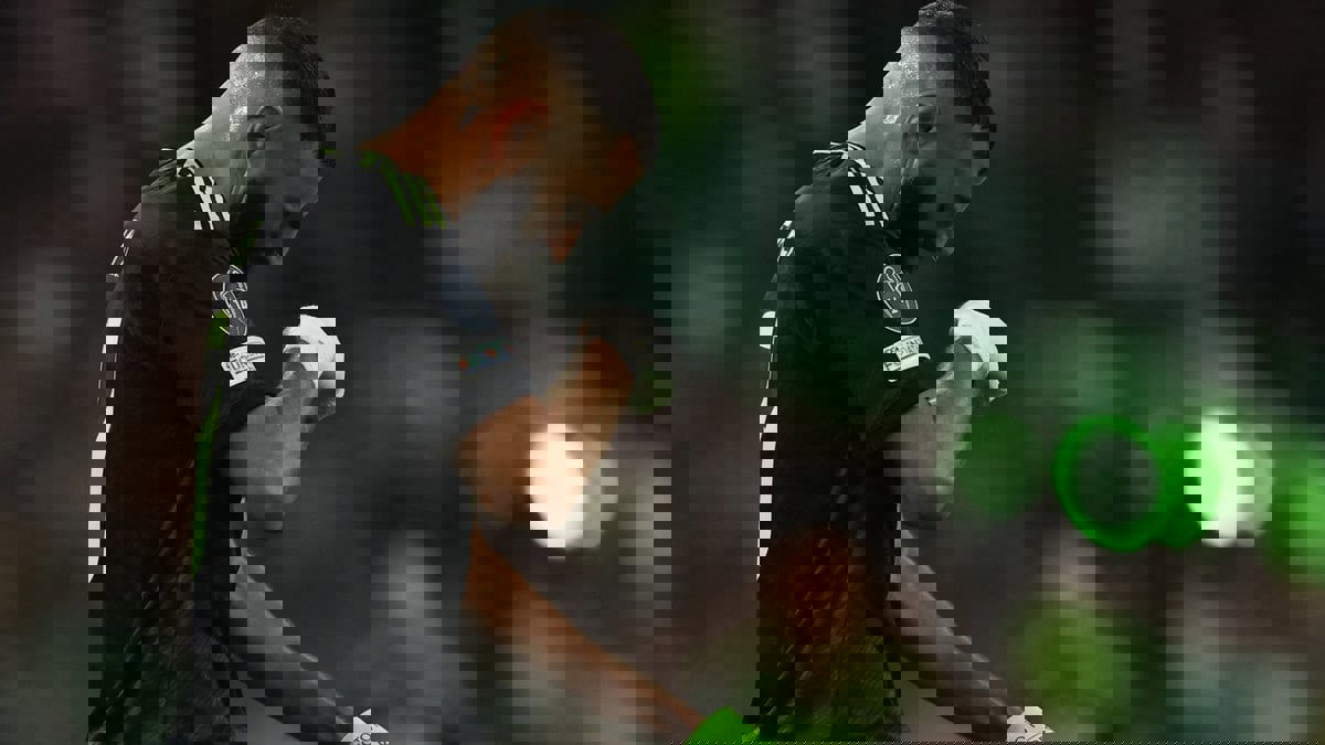 أنشيلوتي يثير الغموض حول مشاركة بنزيما بمباراة ريال مدريد ضد أتلتيكو