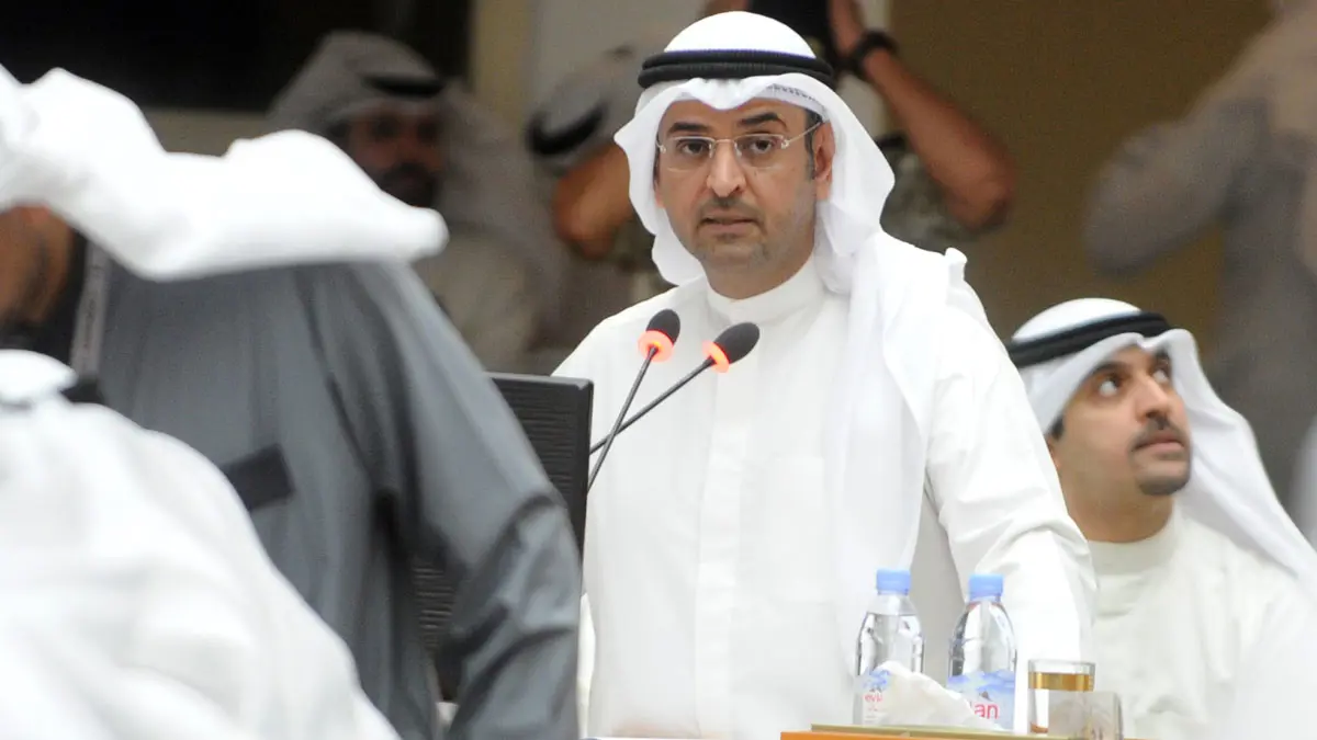 استجواب وزير المالية الكويتي ينتهي بطلب طرح الثقة فيه من 10 نواب