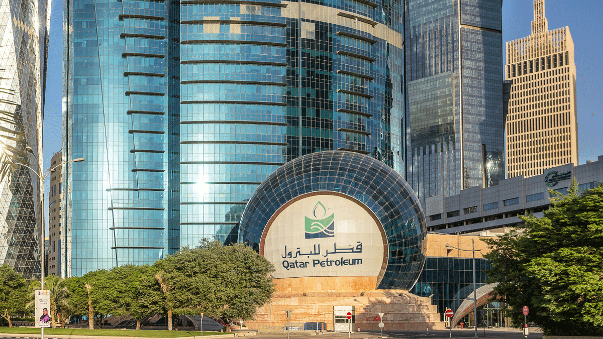 قطر تخفض أسعار البيع الرسمية للخامين البحري والبري في أكتوبر