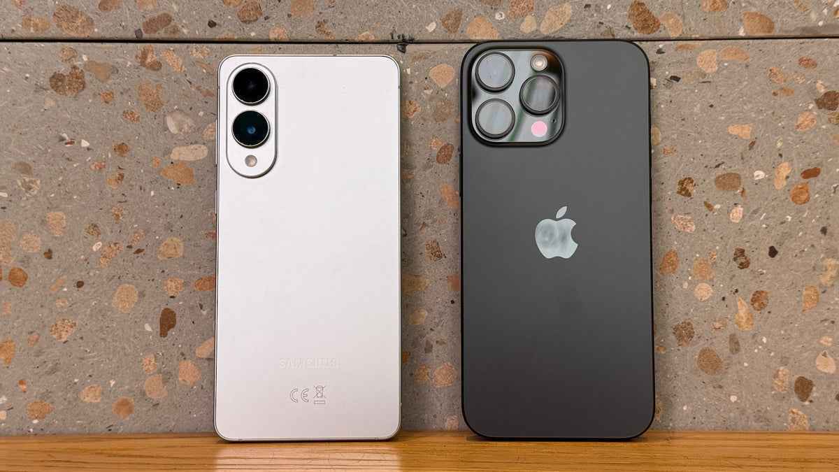 "ثقيلة وسميكة".. سامسونغ تسخر من هواتف آيفون