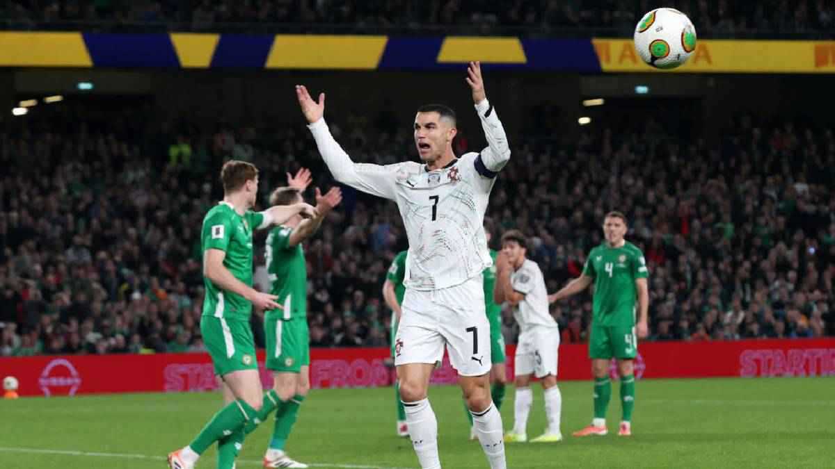 بيرس مورغان ينفجر غضبا بعد طرد رونالدو أمام إيرلندا (فيديو)