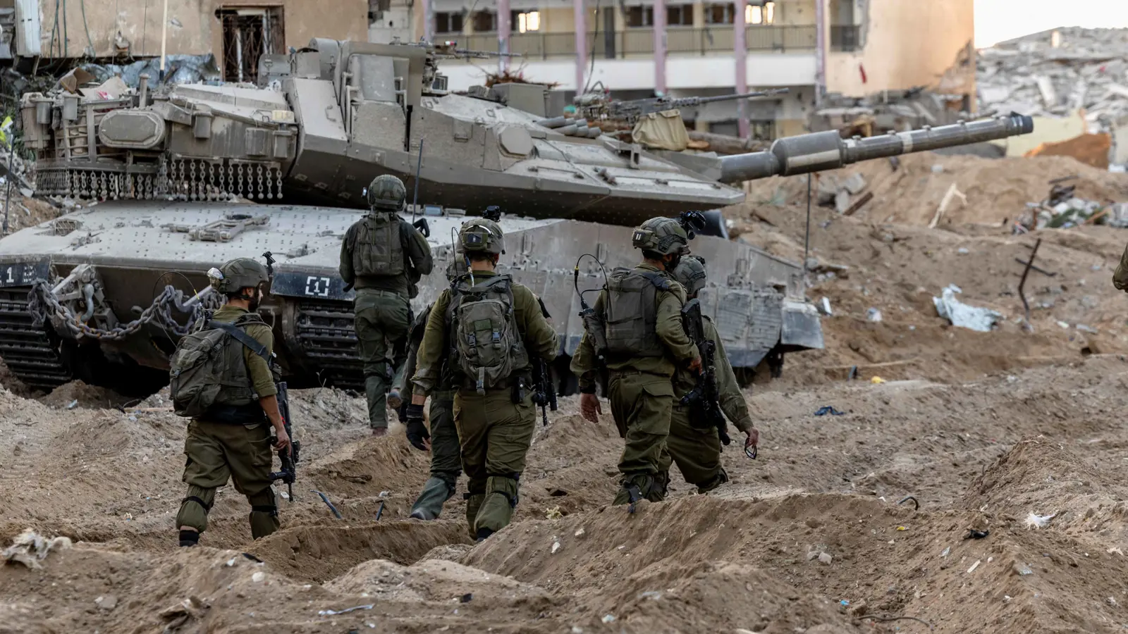 "خطة البطل".. الجيش الإسرائيلي يطلق عملية لتوسيع ممر "نتساريم"