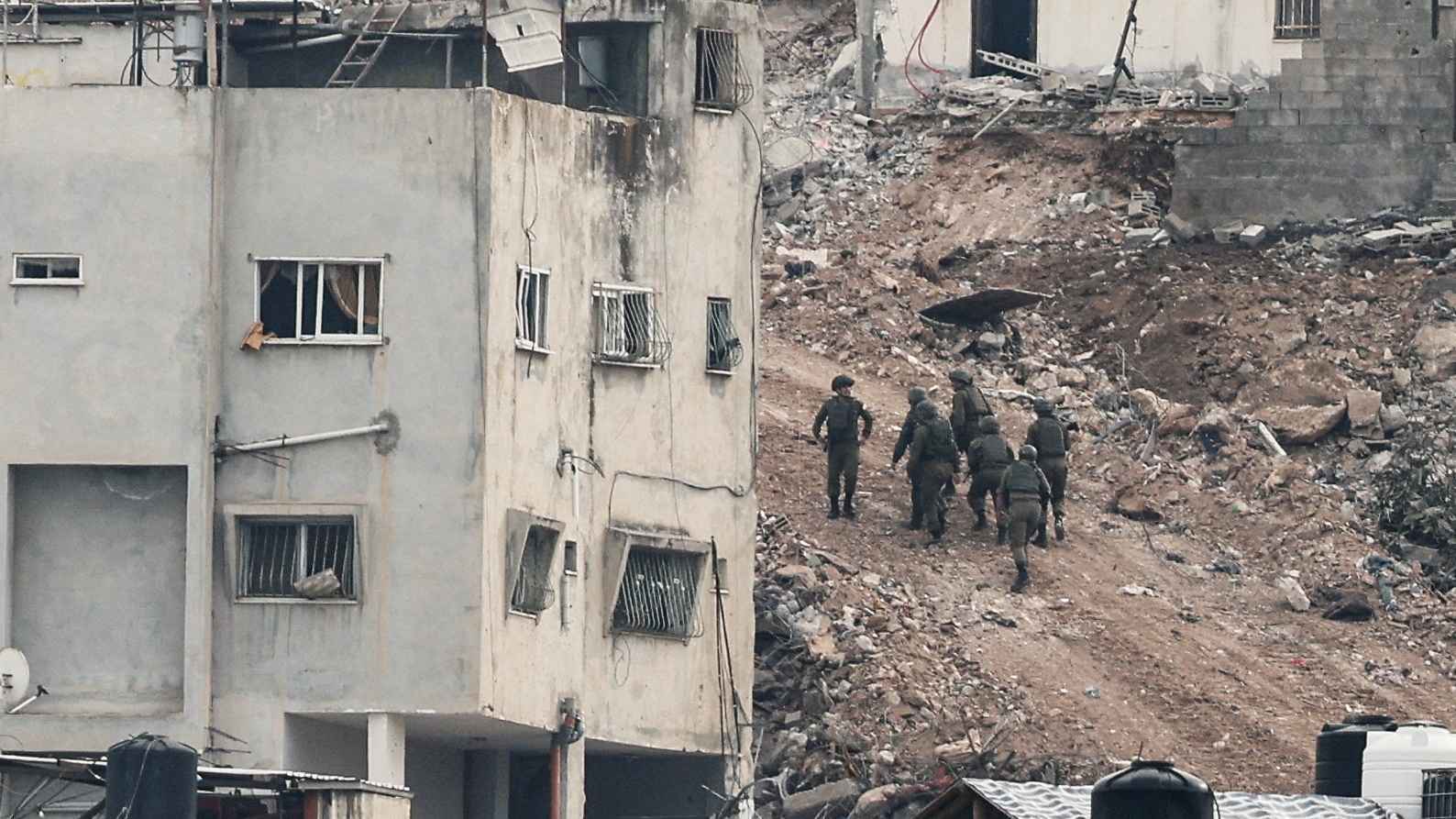 إسرائيل توسع عمليات التهجير وتجريف الأراضي في الضفة الغربية