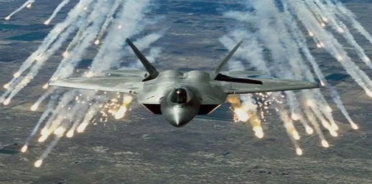 التحالف الدولي يقصف أهدافًا نفطية لـ داعش في الرقة السورية