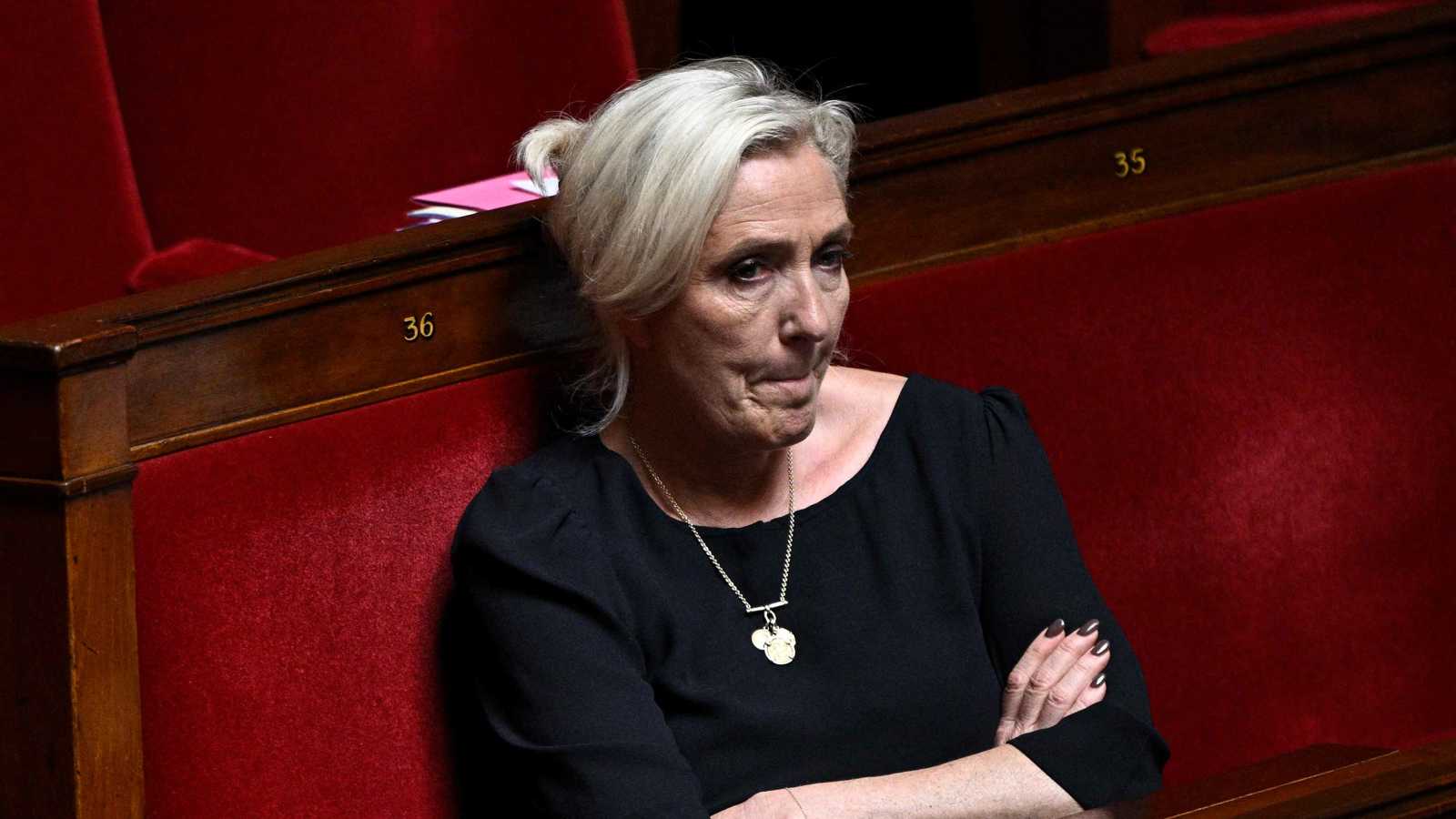 رغم حكم القضاء الفرنسي.. لوبان تلوّح بالترشح للانتخابات التشريعية