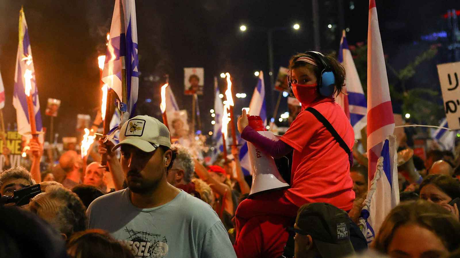 تطورات جديدة في حادث الهجوم على منزل نتنياهو بـ"القنابل الضوئية"