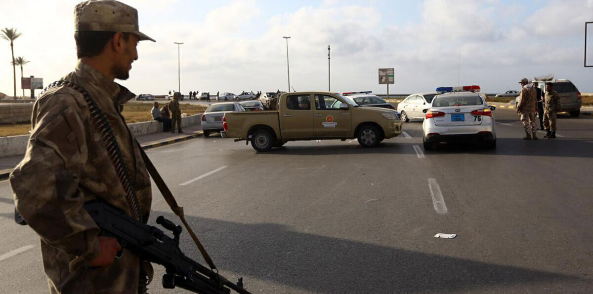 عودة حركة الطيران إلى طرابلس بعد انتشار الميليشيات في أطرافها