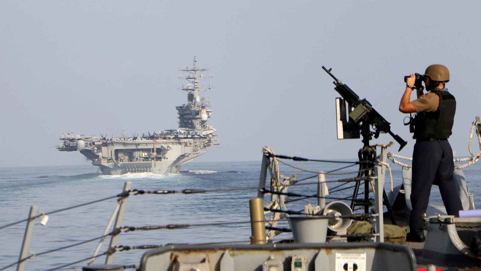 "سنتكوم" تشيد بضبط شحنة أسلحة إيرانية قرب اليمن