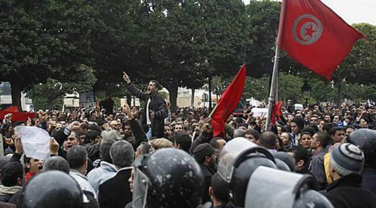 تجدد المواجهات بين الأمن ومحتجين في مدنين التونسية