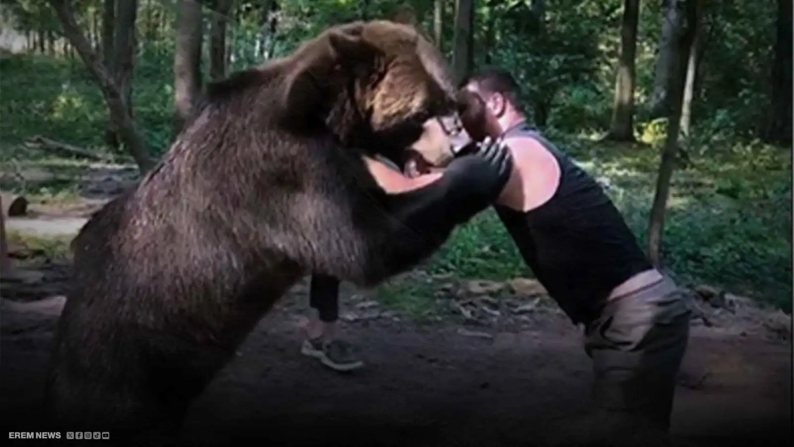 "خنق الدب بيديه".. ملاكم روسي يستعد لنزال تايسون فيوري (فيديو إرم)