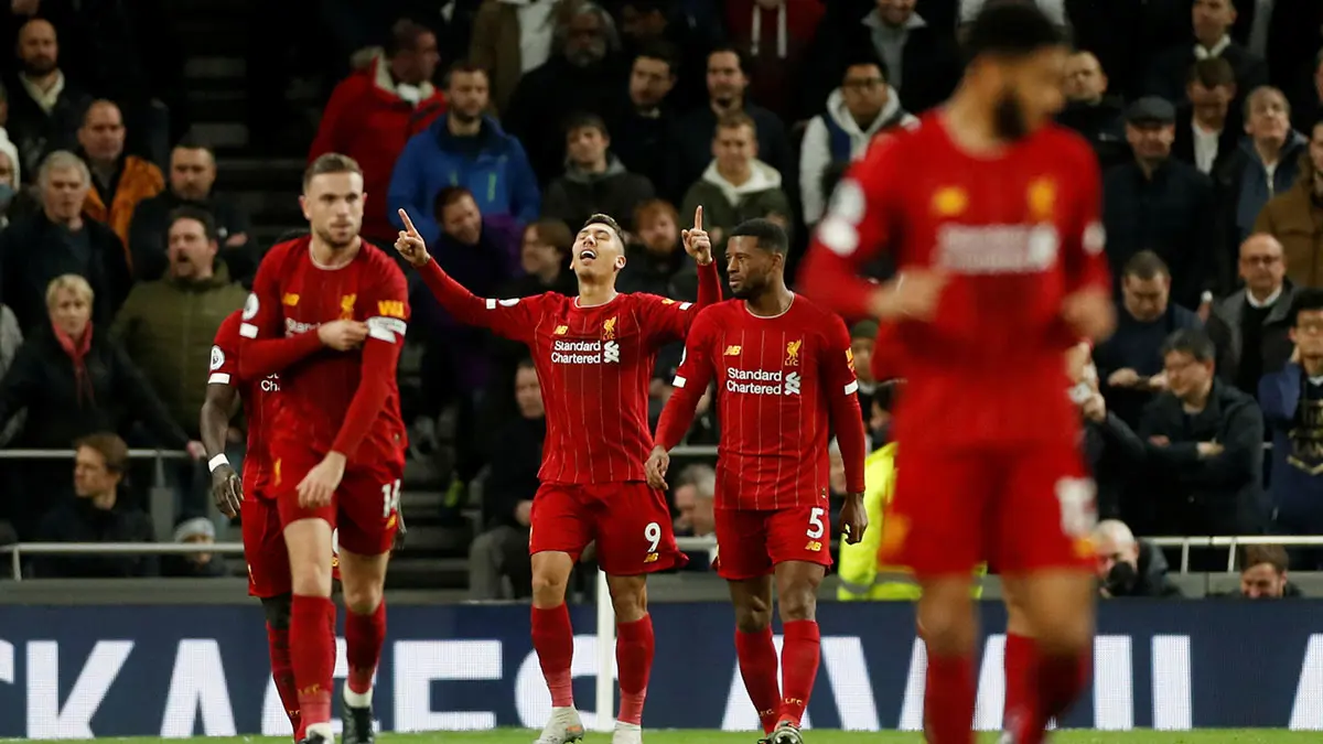 قبل مباراة ليفربول ضد مانشستر يونايتد.. تعرف على عدد النقاط التي يحتاجها "الريدز" لحسم لقب الدوري الإنجليزي