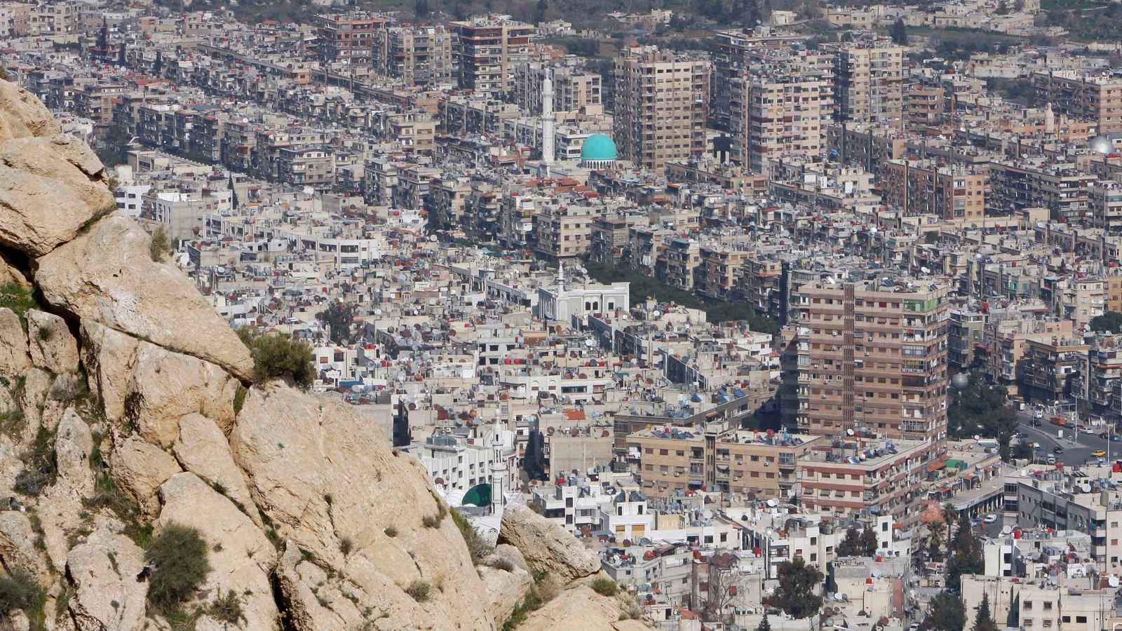 الفصائل المسلحة: أصبحنا خلف خطوط "العدو" بحثا عن بشار الأسد