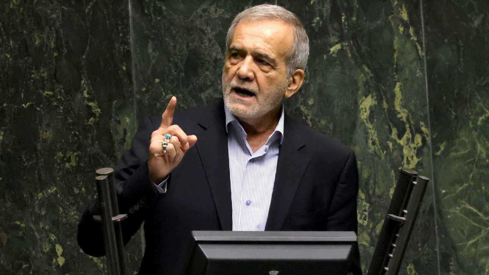 الرئيس الإيراني: لا أحد بمنأى عن هجمات إسرائيل وعلينا بالوحدة لصدها