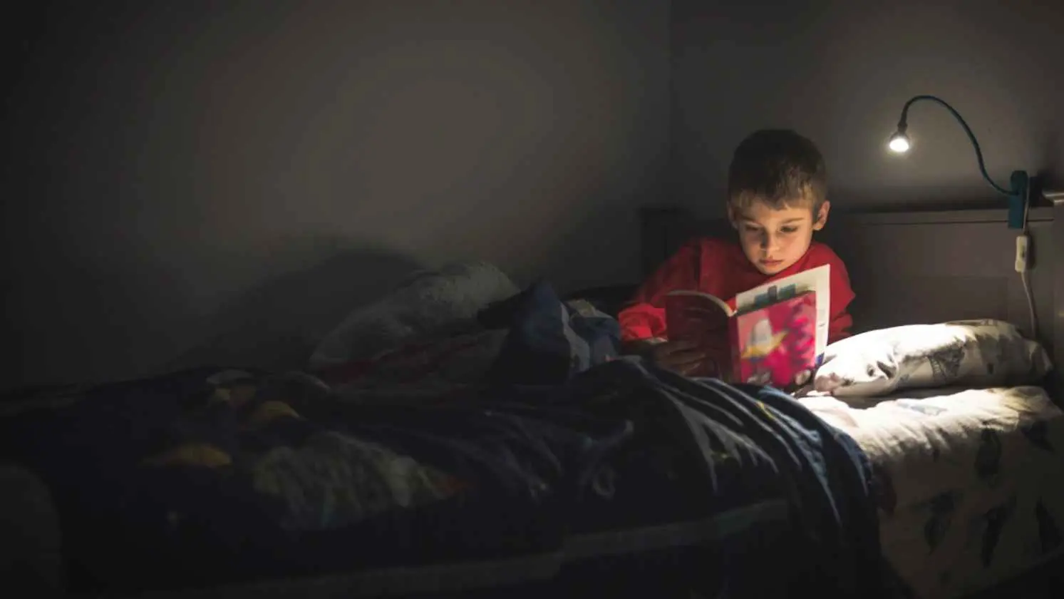 لآباء "الأطفال الموهوبين".. هذه العادة قد تحرمهم "النوم"