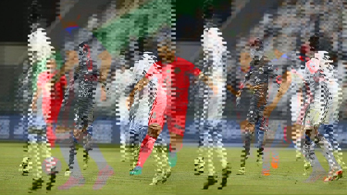 الموعد والقنوات الناقلة لمباراة الشارقة وشباب الأهلي دبي في كأس السوبر الإماراتي