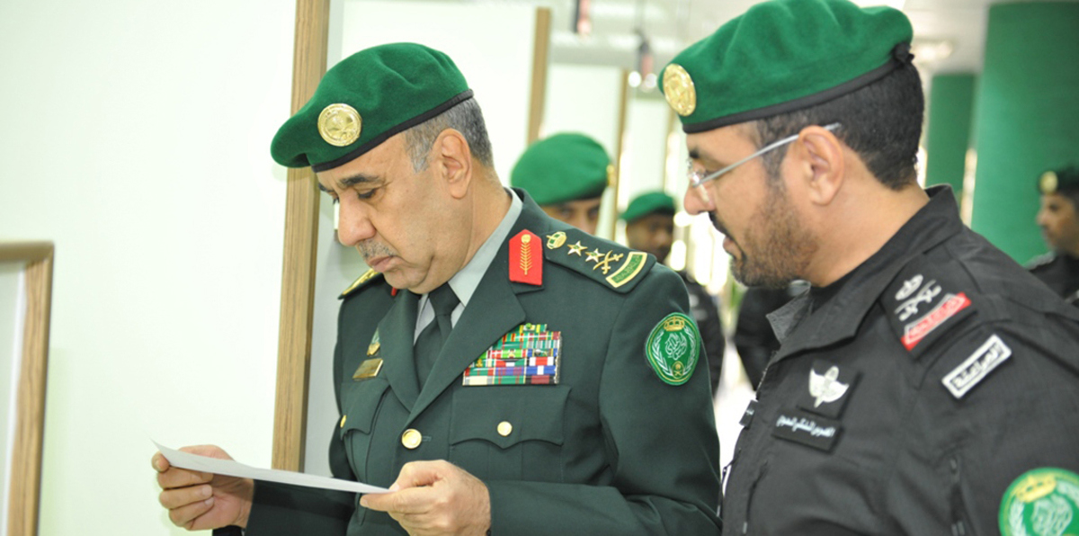 إعفاء العوهلي رئيس الحرس الملكي السعودي من منصبه