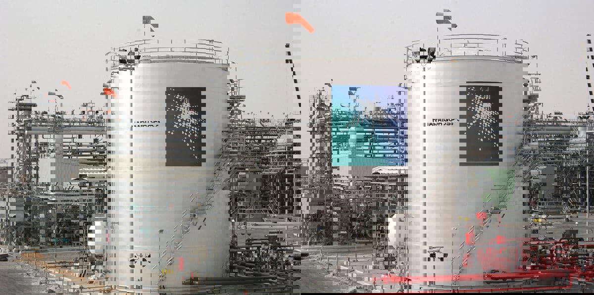 أرامكو السعودية ترسي أول عقد لمجمع للصناعات والخدمات البحرية